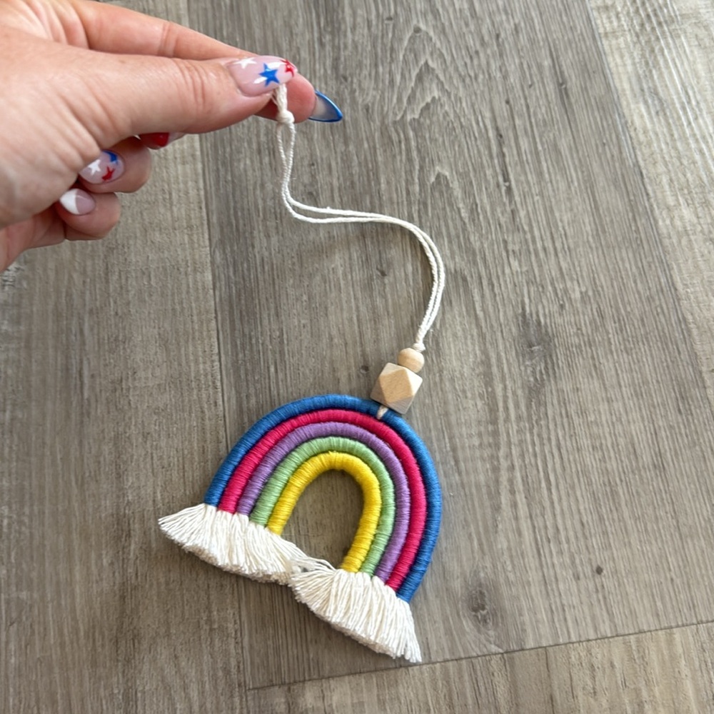 Rainbow hanging bag charm - Picture 3 of 3